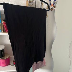 Black knit pencil skirt by T. Tahari